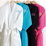 JESMARY - Xưởng May Áo Choàng Spa: Quy Trình Sản Xuất Khép Kín – Giao  Hàng Nhanh